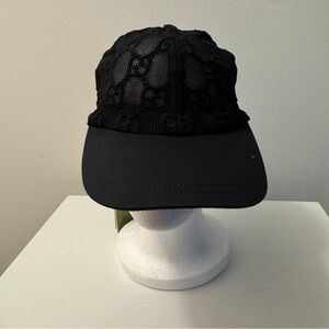 Gucci GG Mesh Black Designer Cap- Brand New   All Sales Final

Size XL